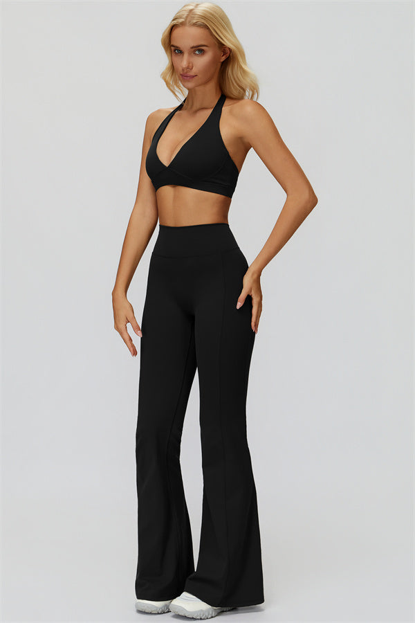 The Fyra Sports Bra Flared Leggings 2-Piece Set
