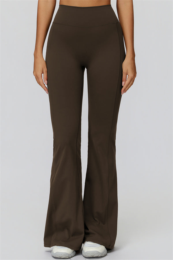 The Fyra Sports Bra Flared Leggings 2-Piece Set